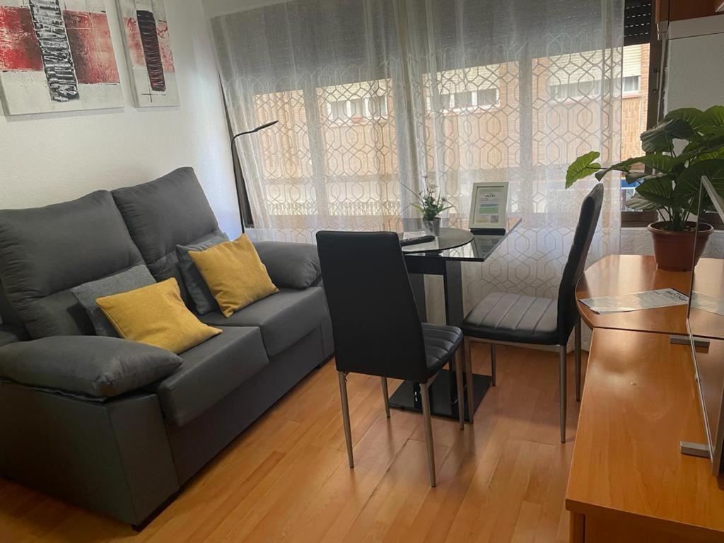 Apartamento Apartamento de 1 dormitorio en buena ubicación Albacete Exterior foto